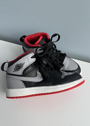 Кросівки дитячі air jordan air 1 mid black/grey nike оригінал 28 розмір