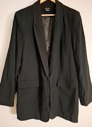 Черный приталенный жакет l-xl