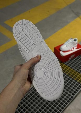 Nike sb dunk low white 5