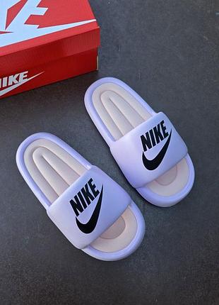 Nike air foam slide
• purple •