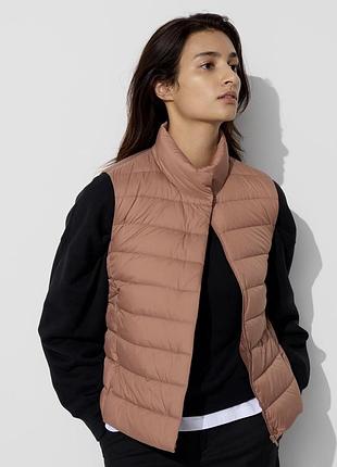 Жилет uniqlo