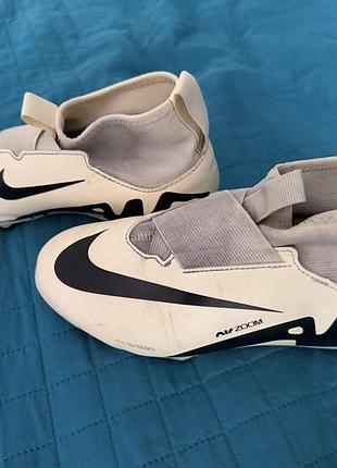 Футбольні буци nike
