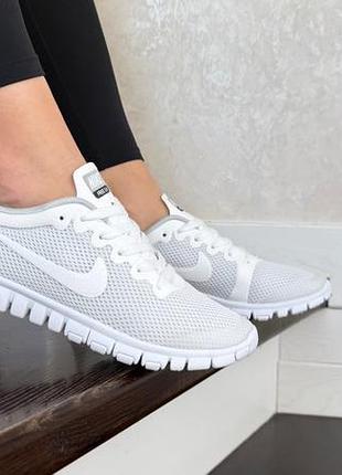 Женские кроссовки nike free run 3.0 v2 белые