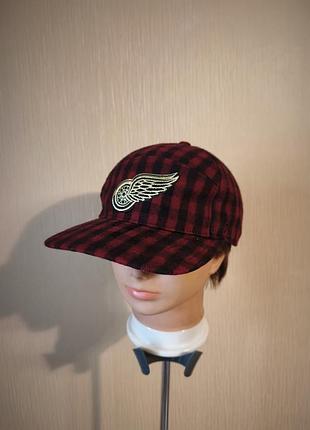 Оригінальна кепка з логотипом detroit red wings