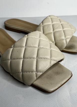 Шльопанці жіночі estro. бежеві шкіряні (роз. 41)
