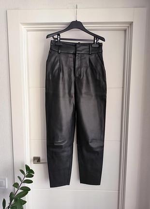 Кожаные брюки zara черные xs