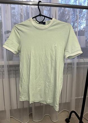 Футболка fred perry фісташкова xs
