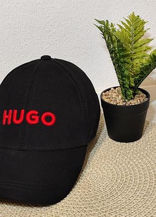 Кепка / бейсболка hugo