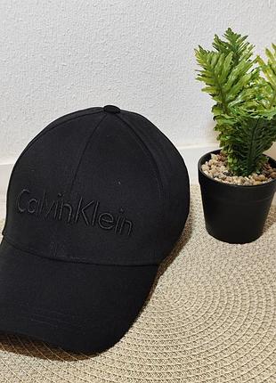 Кепка / бейсболка calvin klein