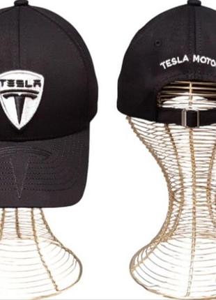 Кепка/бейсболка tesla