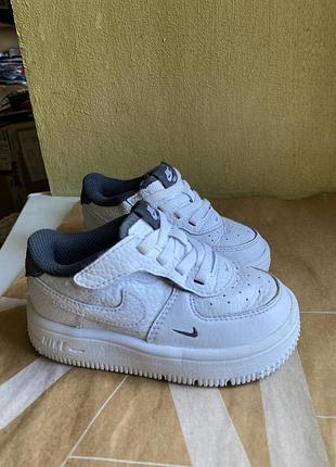 Кроссовки nike 23,5 размер