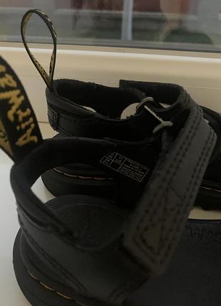 Сандалі dr.martens 7