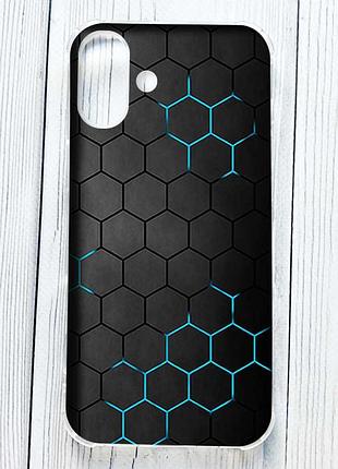 Чехол с утолщёнными углами на iphone 16 plus фон соты (принт 359)