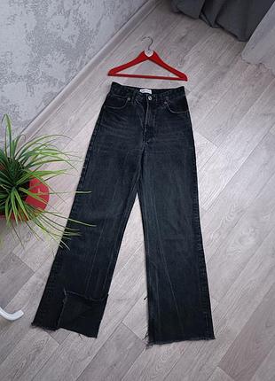 Брюки джинсы женские серые графит с разрезами zara.