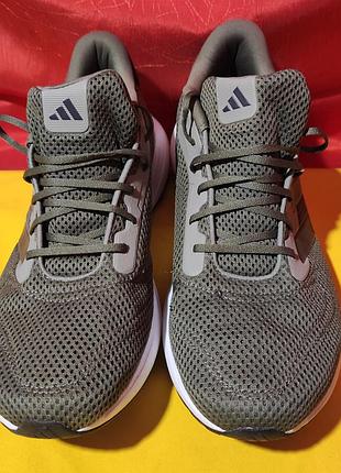 Стильные кроссовки adidas