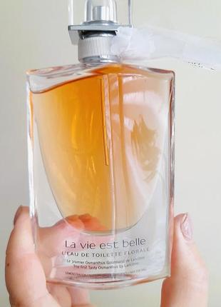 Туалетна вода lancome la vie est belle florale