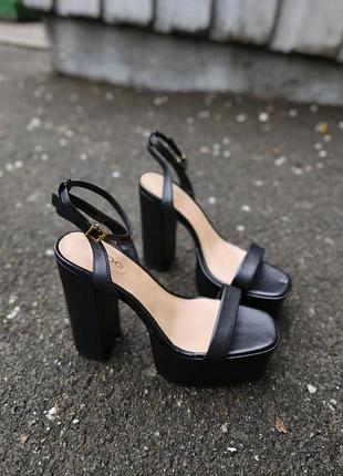 Босоножки matylda 13542992 черные кожаные aldo