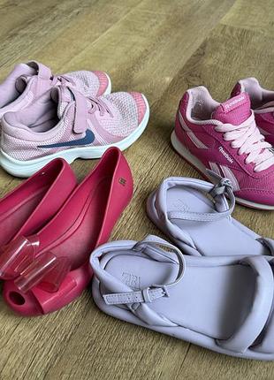 Взуття zara nike
