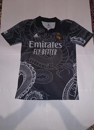 Футбольная футболка adidas emirates real madrid