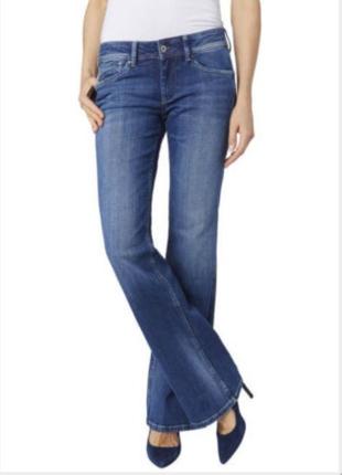 Джинсы  bootcut 24/7  облегающий верх и небольшой клешь размер 29м