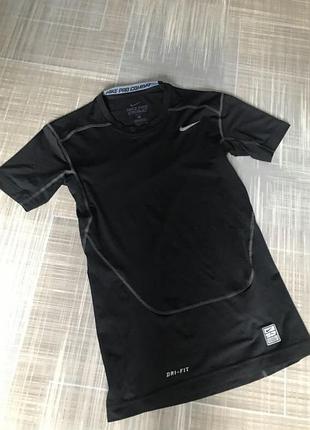 Nike💙д итячий одяг/чорна спортивна  футболка на зріст 1128 см💛 8 років