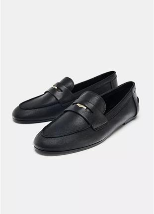 Чорні лофери шкіряні zara 39 шкіра