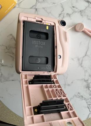 Продам instax 11 mini 5