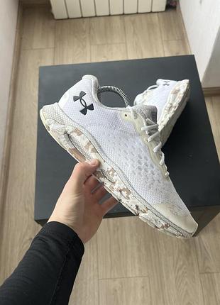 Кросівки under armour
