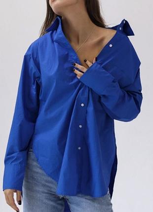 Яскрава сорочка оверсайз.