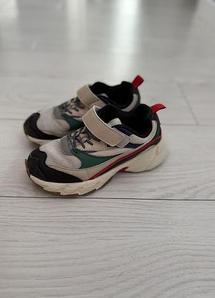 Кроссовки zara