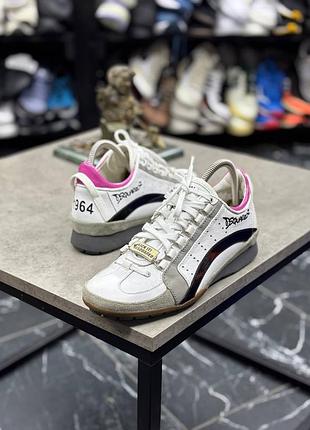 Оригінальні кросівки dsquared