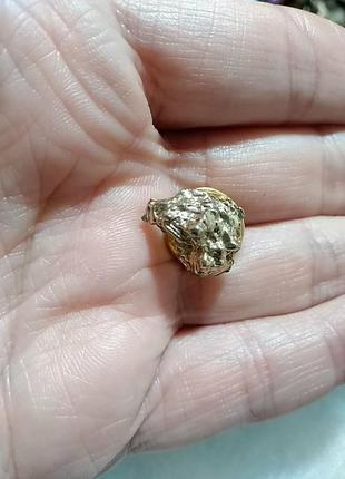 Брошка пін у формі золотого самородка