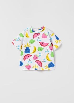 Футболки с фруктовым принтом для девушек от zara