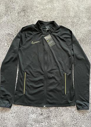 Спортивна кофта dri-fit nike  розмір m