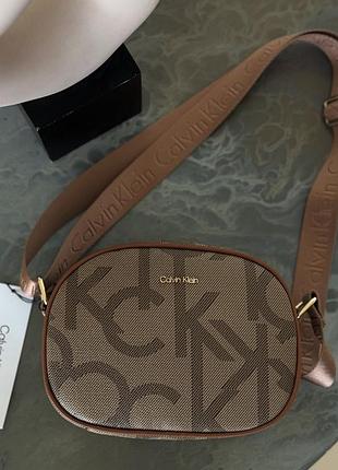 Жіноча сумка calvin klein