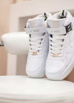 Женские зимние кроссовки nike air force