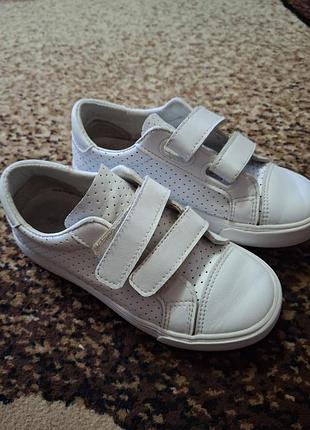 Продам детские бу макасины. 3