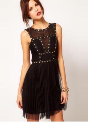 Шикарное чёрное нарядное платье