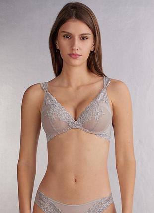 Розкішний комплект білизни intimissimi з колекції pretty flowers
