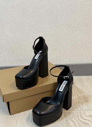 Новенькі шкіряні туфлі steve madden  🔥 розмір 37, продаю бо не підійшов розмір( в магазинах ціни стартують від 6 тисяч, віддаю за 3500, можливий торг.