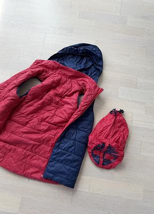 Timberland двостороння жилетка з капюшоном та брендованим мішком