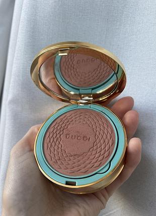 Бронзер gucci 01