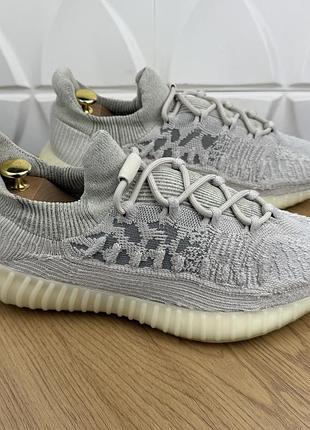 Оригінальні кросівки adidas yeezy boost 350 v2 cmpct