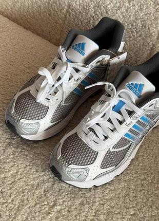 Кросівки adidas response cl 5