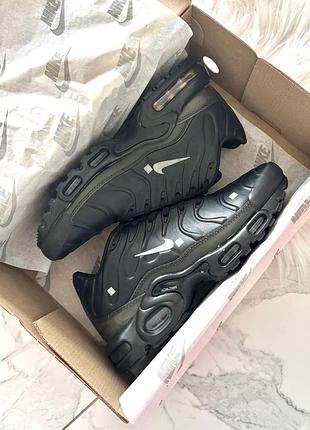 Nike air max tn plus black leather
