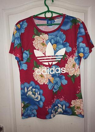 Фирменная футболка модель adidas originals chita boyfriend tee оригинал