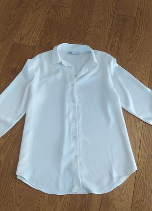 Белая атласная рубашка zara