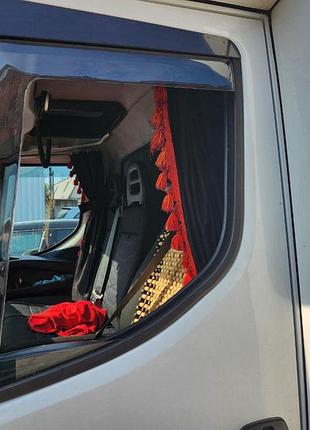 Вітровики вставні (напівпрозорі, 2 шт., cagatay) для iveco daily 2014- рр