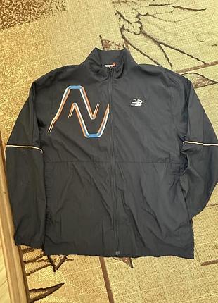 New balance вітровка