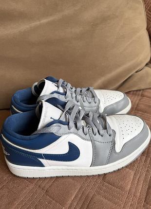 Кросівки унісекс air jordan 1 low stealth french grey розмір 42,5 27 см стан ідеальний
